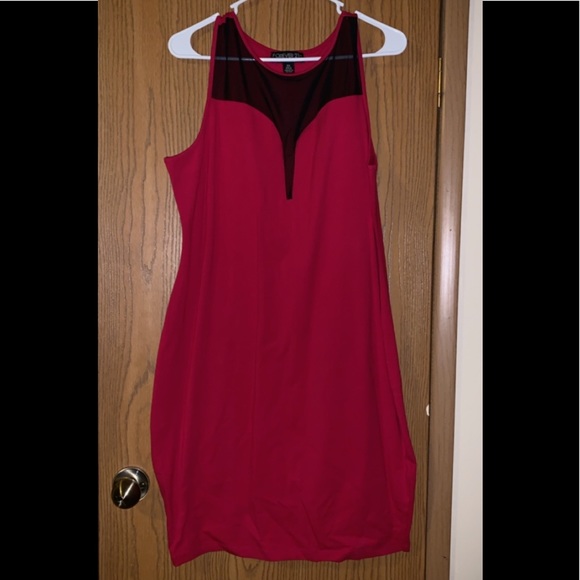 Red dress with mesh inset - Picture 1 of 1